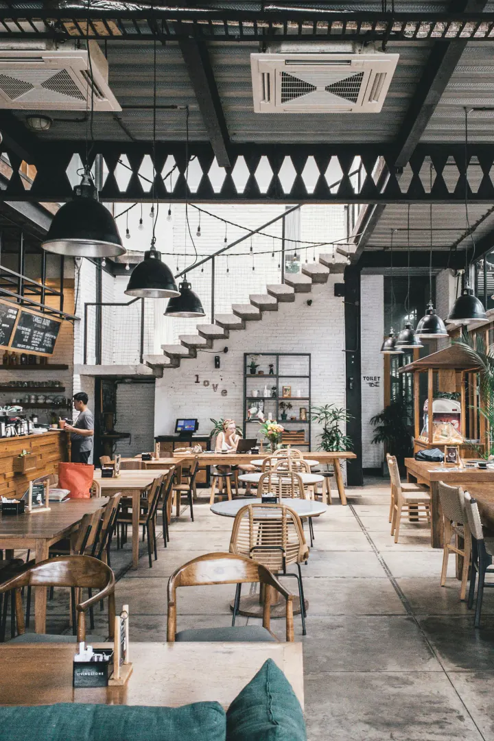 Food & Beverage